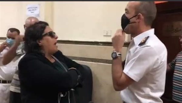 سيدة المحكمة 