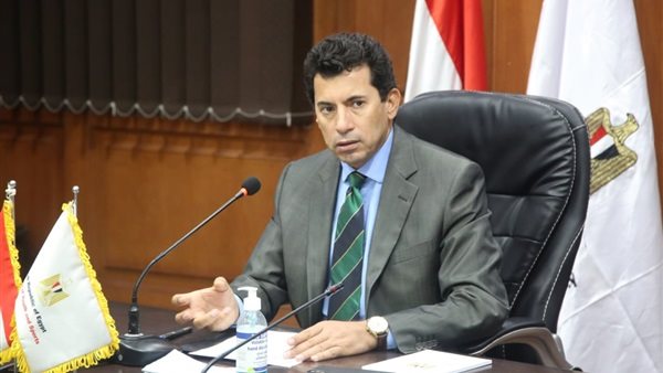 وزير الرياضة اشرف
