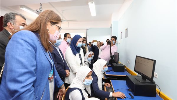 جانب من افتتاح المدرسة