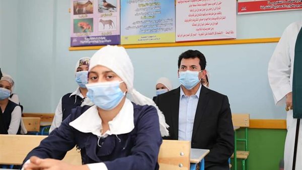 وزير الشباب والرياضة