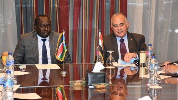 عبد العاطي ومناوا