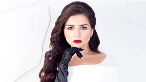 مى عز الدين