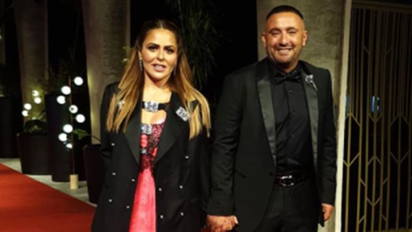 أحمد السقا وزوجته