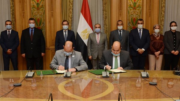 وزيرا الانتاج الحربي