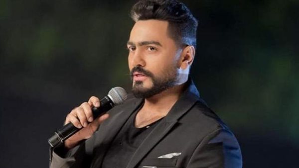 الفنان تامر حسنى