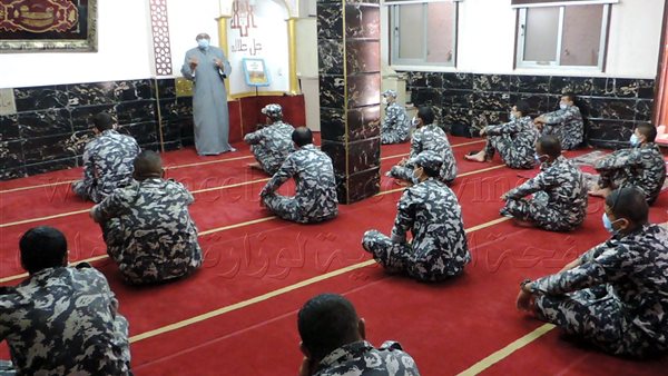 جانب من الندوات 