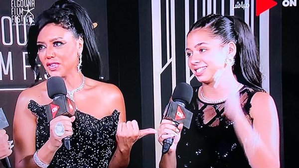 رانيا يوسف وابنتها