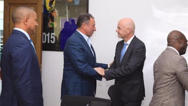 إنفانتينو  والخطيب