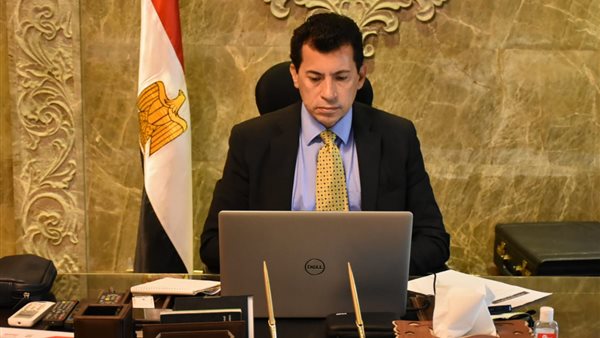 أشرف صبحي وزير الشباب