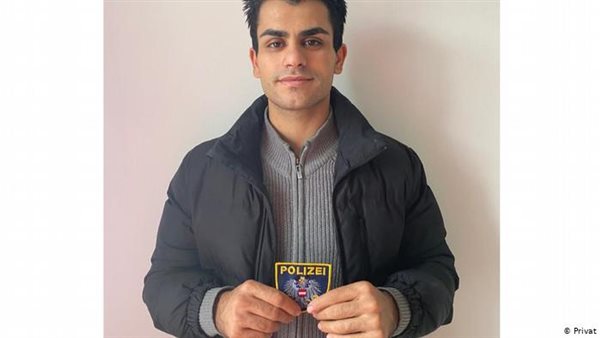 الشاب العربى