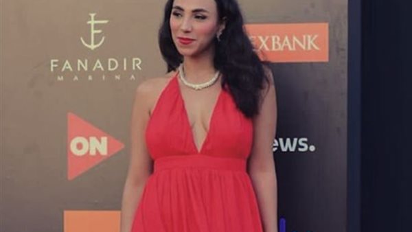 زينب غريب