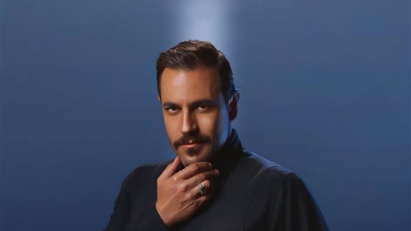 نيكولا معوض