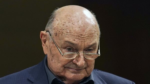 الكاتب الروسى