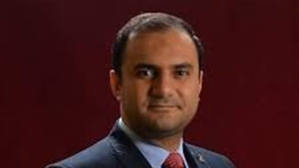 الدكتور فتحى شمس