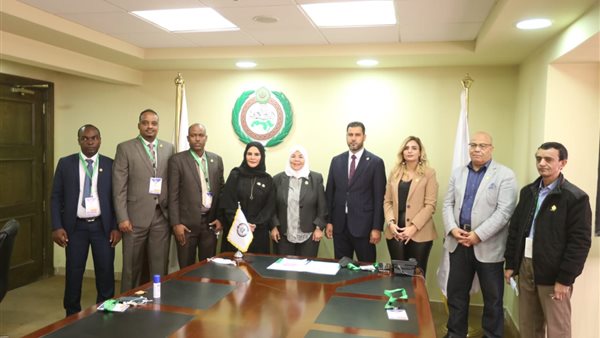 البرلمان العربى والمستشار