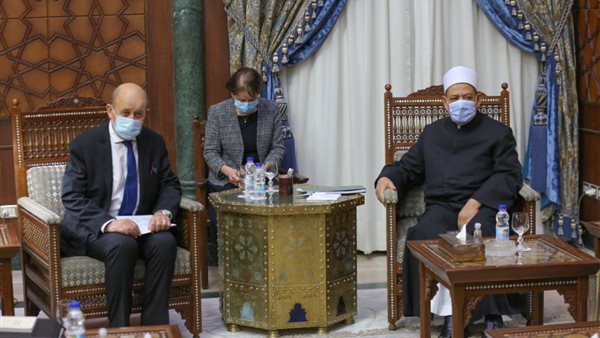 شيخ الازهر ووزير