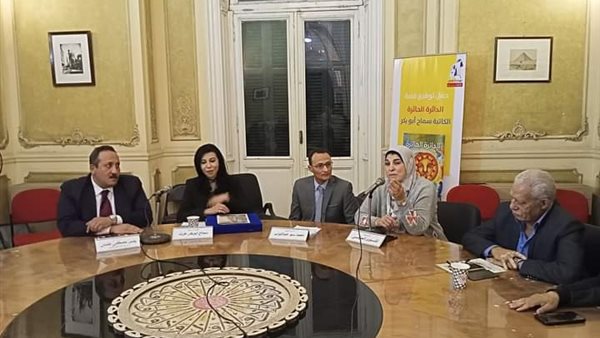 مائدة مستديرة لمناقشة