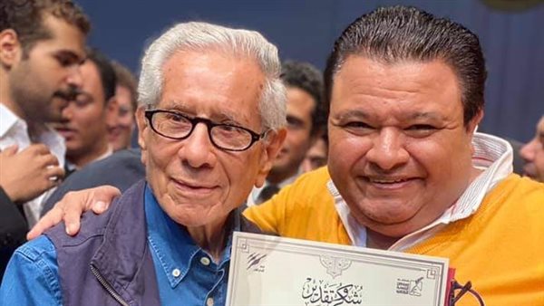 تكريم المخرج علي