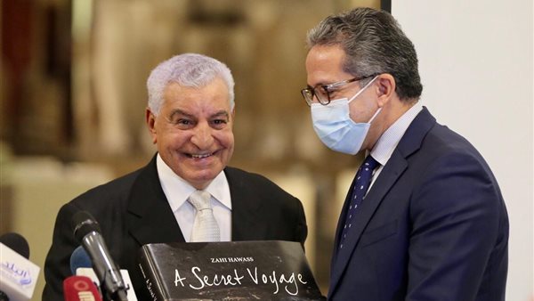 الدكتور زاهي حواس