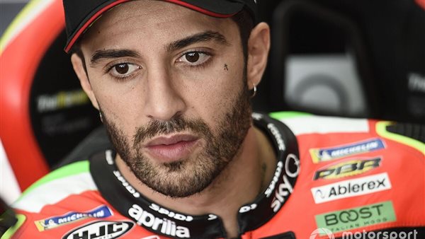 أندريا يانوني متسابق