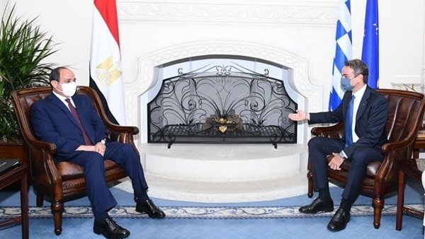 السيسي مع رئيس وزراء