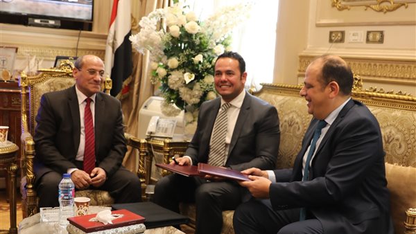  أسامة الجوهري، مساعد