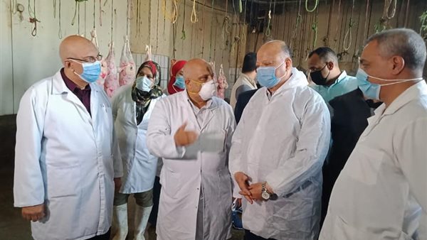 محافظ القاهرة خلال