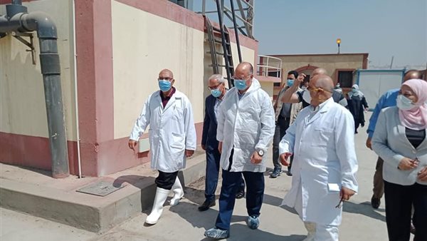 محافظ القاهرة خلال