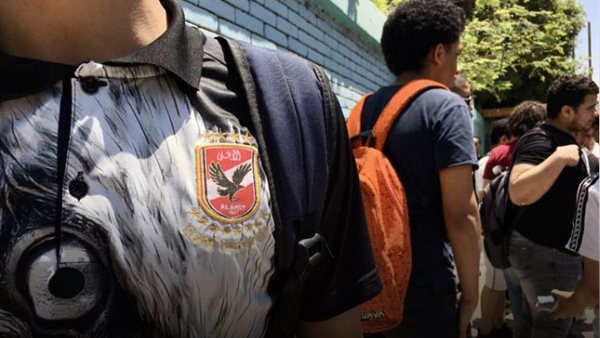 طلاب الثانوية بتشيرت