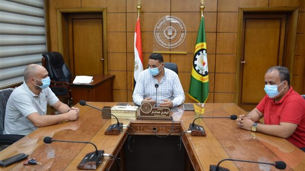 محافظ الدقهلية خلال