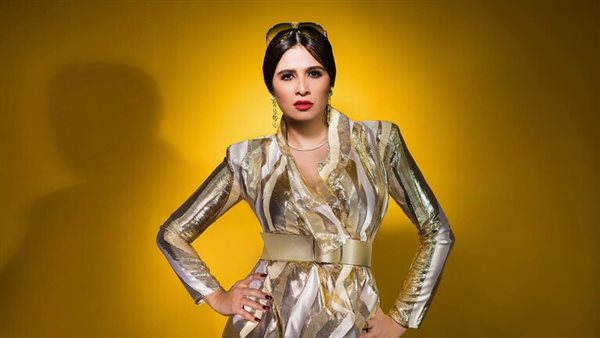 الفنانة ياسمين عبد