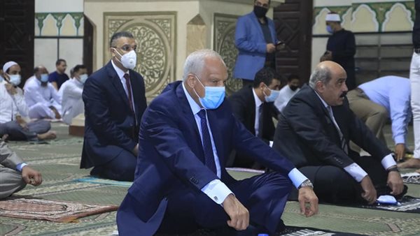 محافظ الجيزة يؤدى