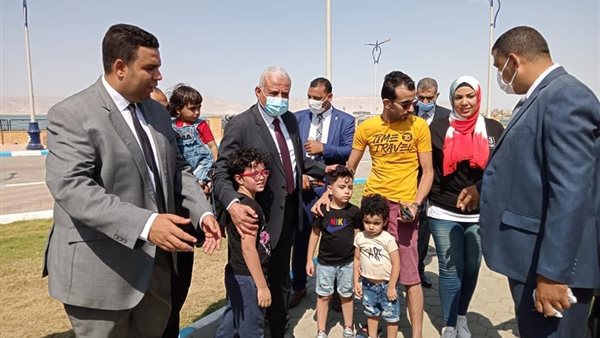 جولة المحافظ 