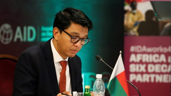 الرئيس أندريه راغولينا