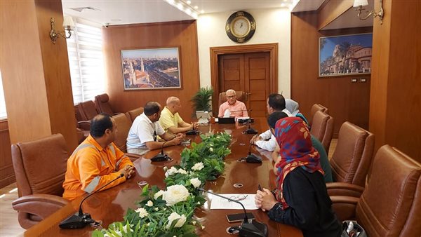 محافظ بورسعيد خلال