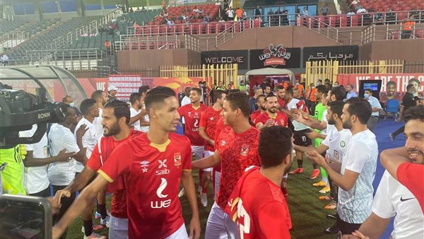 جانب من الحدث 