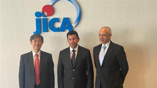 وزير الشباب والرياضة