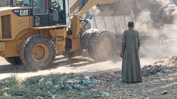 جانب من حملات النظافة