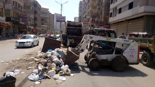 جانب من حملات النظافة