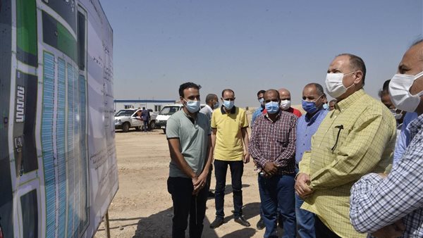 محافظ أسيوط خلال