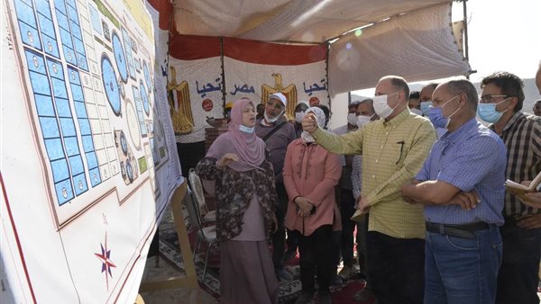 محافظ أسيوط خلال