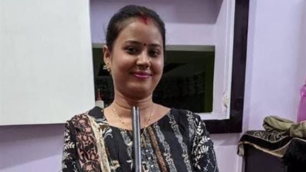 الفتاة الهندية 