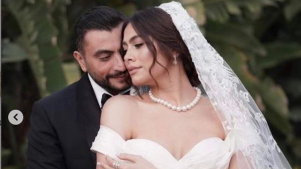 هاجر أحمد وزوجها