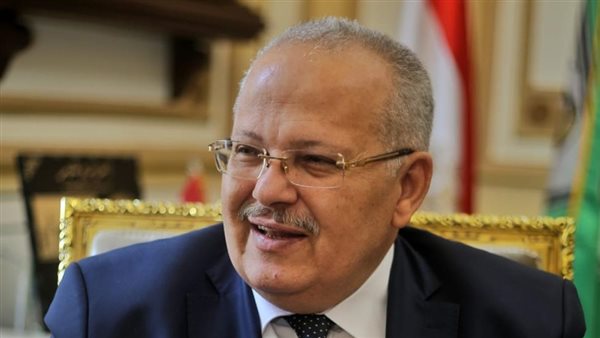 رئيس جامعة القاهرة