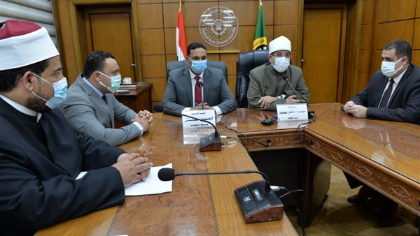 على هامش توقيع البروتوكول