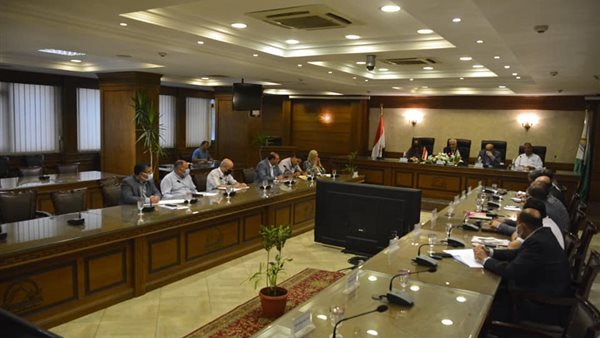 محافظ الجيزة خلال