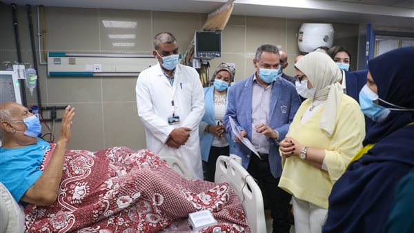 جولة الوزيرة بالمستشفى