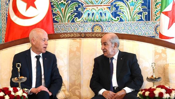الرئيس الجزائري ونظيره