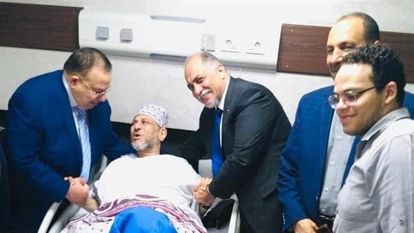 نقيب الأشراف يطمئن