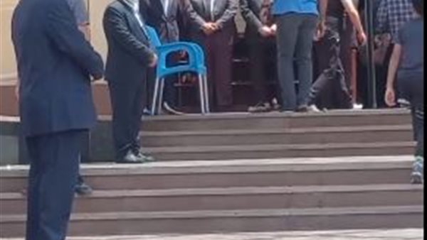 وصول الجثمان مسجد